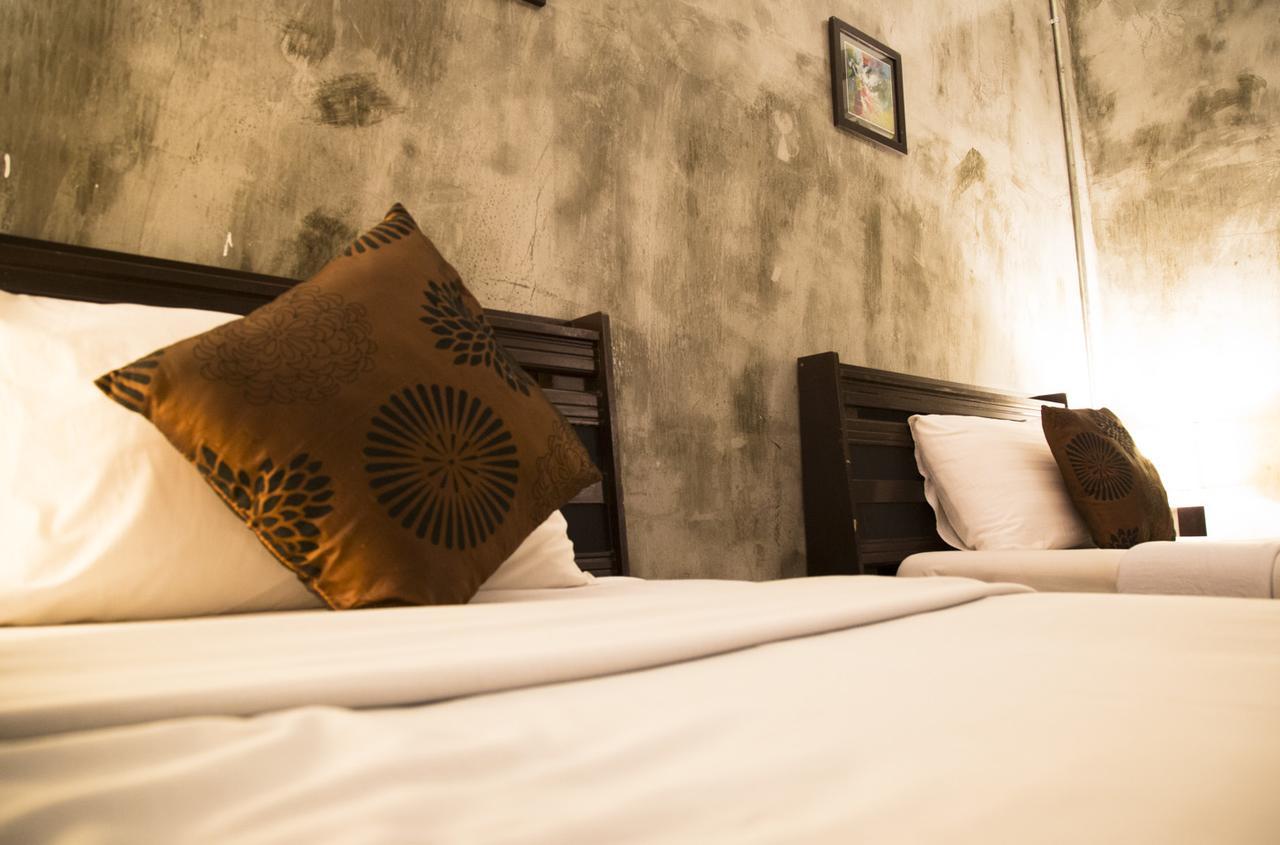 Crescent Bay Resort Koh Samet Exterior photo