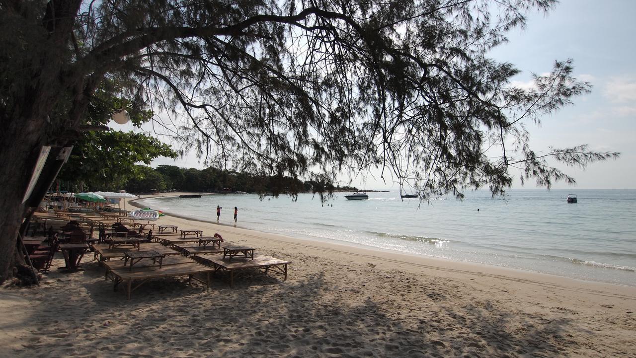 Crescent Bay Resort Koh Samet Exterior photo